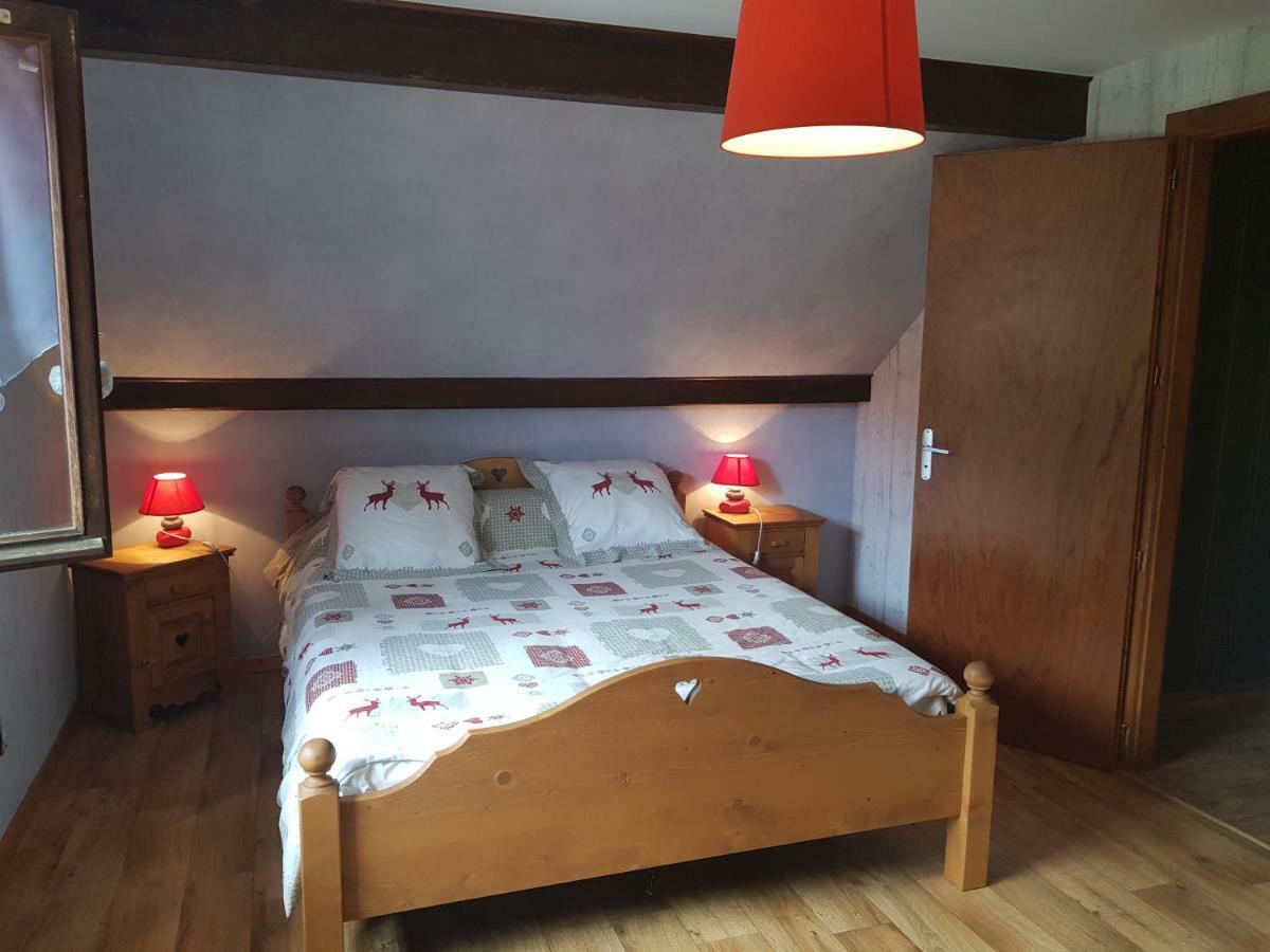 Bed and Breakfast Le Clos Des Aulnes Anould Екстер'єр фото