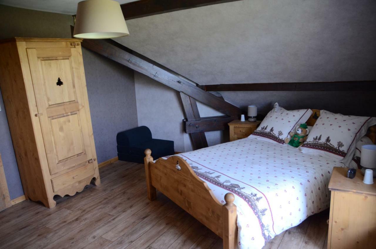 Bed and Breakfast Le Clos Des Aulnes Anould Екстер'єр фото